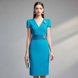Elegant Blue V-Neck Short-Sleeve Sheath Dress with Waistband & Brooches
