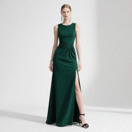 Elegant Emerald Green Sleeveless Maxi Dress with Ruched Waist & High Slit