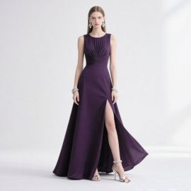 Elegant Purple High-Slit Evening Gown with Pleated Bodice - Formal Prom Party Dress