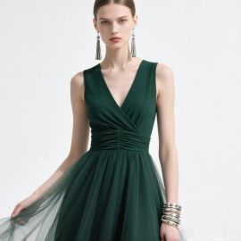 Elegant Emerald Green Sleeveless V - Neck Cinched Waist Tulle Evening Dress