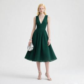 Elegant Emerald Green Sleeveless V-Neck Cinched Waist Midi Dress for Parties & Weddings