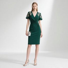 Emerald Green Embroidered V-Neck Short-Sleeve Bodycon Wrap Dress
