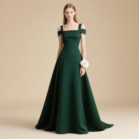 Emerald Green Off - Shoulder Elegant Long Evening Gown for Formal Events