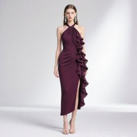 Elegant Halter Neck Gown with Ruffle Detail & High Slit - Burgundy Midi Dress for Evening Events