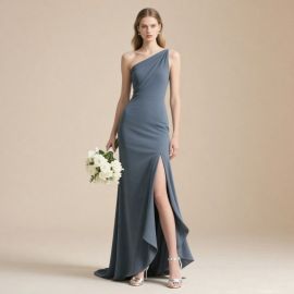 One - Shoulder Evening Gown with High Slit, Elegant Formal Dress for Weddings & Events