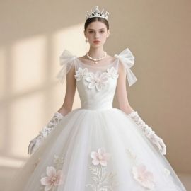 Elegant Princess Wedding Dress with Floral Embroidery & Tulle Ball Skirt