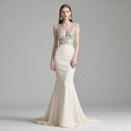 Elegant Deep V Neck Sequined Mermaid Evening Gown