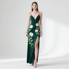 Emerald Green Embroidered Floral Spaghetti Strap Slit Maxi Dress