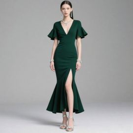 Elegant Emerald Green V - Neck Flared Sleeve Slit Mermaid Evening Gown