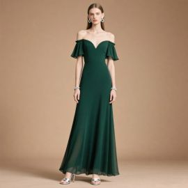 Elegant Emerald Green Off - Shoulder Maxi Dress with Flared Sleeves