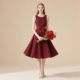 Burgundy Sleeveless A-Line Dress with Bowknot Waist - Elegant Wedding & Party Gown