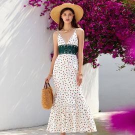 Chic Summer Floral Maxi Dress: V-Neck Spaghetti Straps & Lace Waist for Beach Vacations