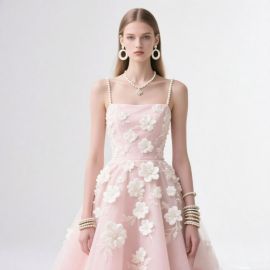 Elegant Pink Floral Embroidered Spaghetti Strap Dress - Romantic Party Evening Gown